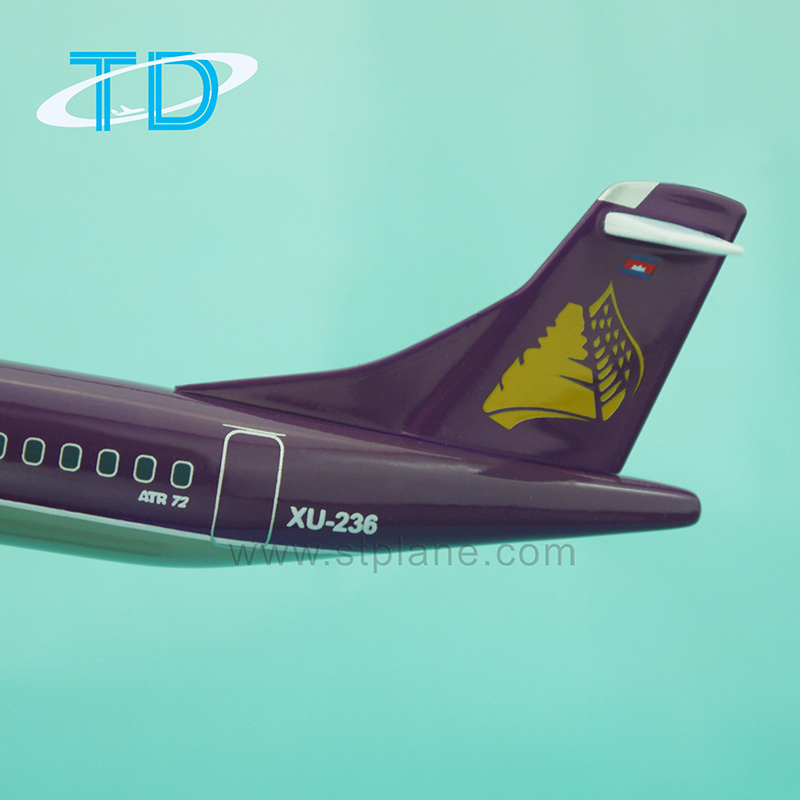 Atr72 Plane Model Atr72 -500 Cambodia Angko Air 18cm Resin Material