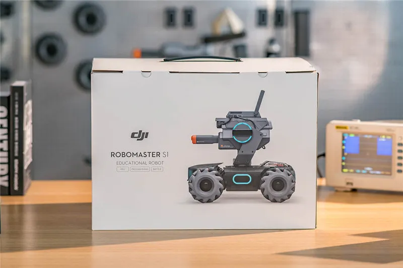 Dji Robomaster S1 Steam DIY 4WD Brushless HD Fpv APP Control Intelligent Educational Robot with Ai Modules