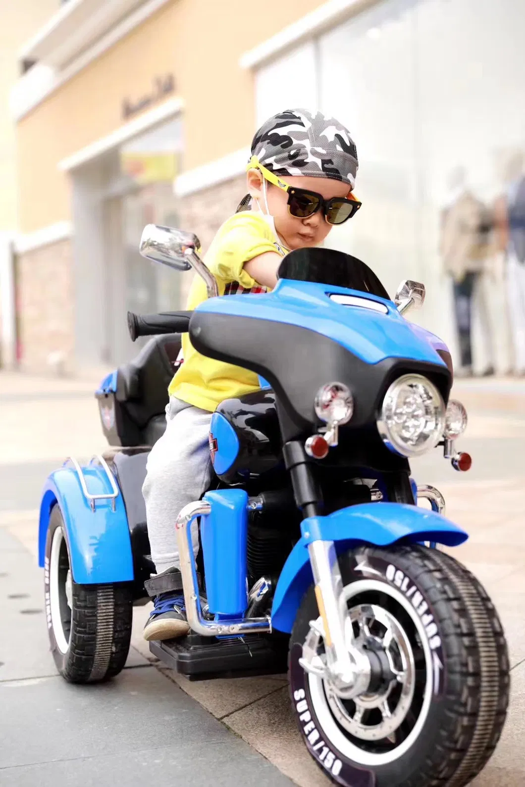 Golden Manufacture Motorcycle 3 Wheels /E-Tricycle with Music and USB, LED Light, Baby Toy/Early Education Motor Tricycle Cem-22