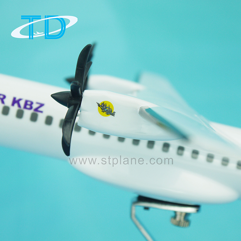 Kbz 1: 100 Scale Atr72 -600 Resin Aircraft Model